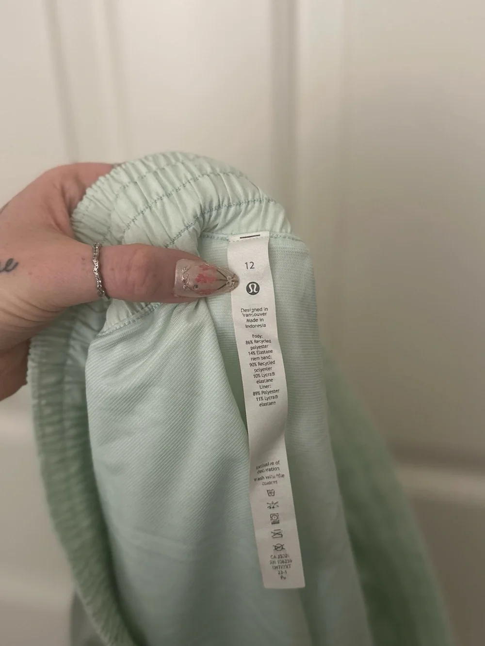 Lululemon Hotty Hot High-Rise Shorts